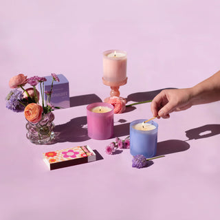 Flora 9 oz. Hue Candle (Wild Orchid)